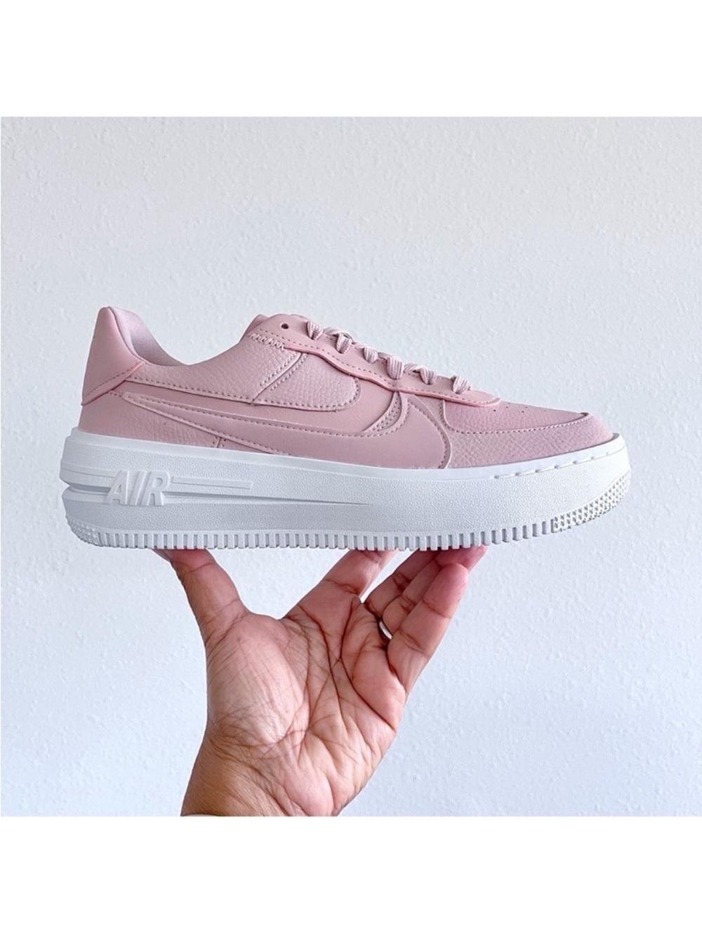 Nike Air Force 1 PLT.AF.ORM Pink Oxford Women’s Sneakers